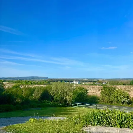 Hill View House Apartman Doolin